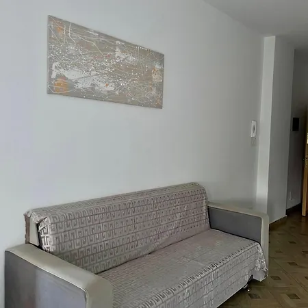Giulia's Seaside Apartman *
