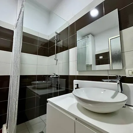 Giulia's Seaside Apartman Durrës