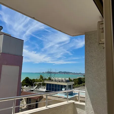 Giulia's Seaside *