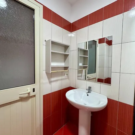 Giulia's Seaside Apartman Durrës