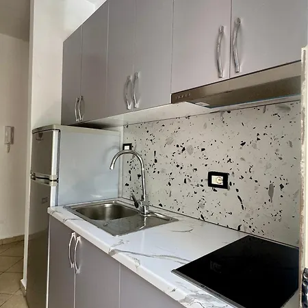 Giulia's Seaside Apartament Durrës