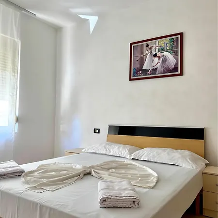 Giulia's Seaside Apartament Durrës